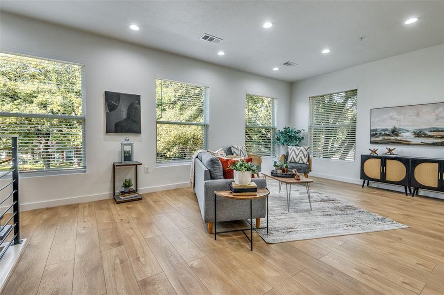 These photos are of 504 S OConnor. Please note that the buyer can make selections for items such as cabinets, faucets, tile, countertops, and other finishes. These photos are of 504 S OConnor. Please note that the buyer can make selections for items such as cabinets, faucets, tile, countertops, and other finishes.