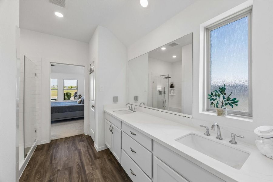 Furnished interior view inside a new home in , Magnolia (Image 25).