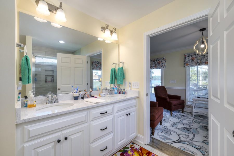 Furnished interior view inside a new home in , Manning (Image 34).