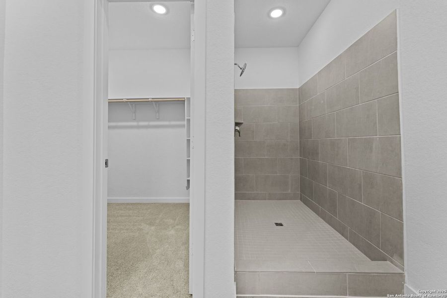 Furnished interior view inside a new home in Hidden Trails: Coastline Collection, Bulverde (Image 5). Furnished interior view inside a new home in Hidden Trails: Coastline Collection, Bulverde (Image 5).