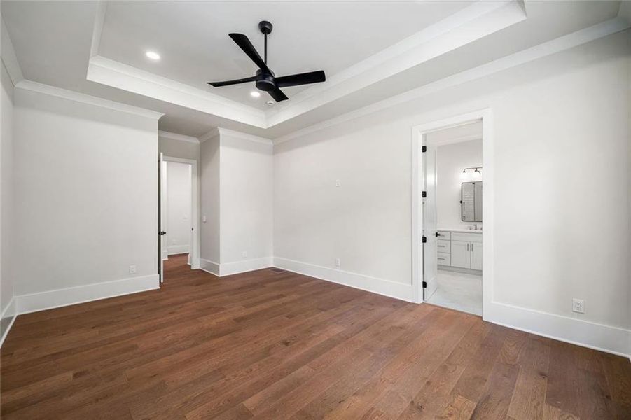Spacious, unfurnished interior of a new home in , Atlanta (Image 117).