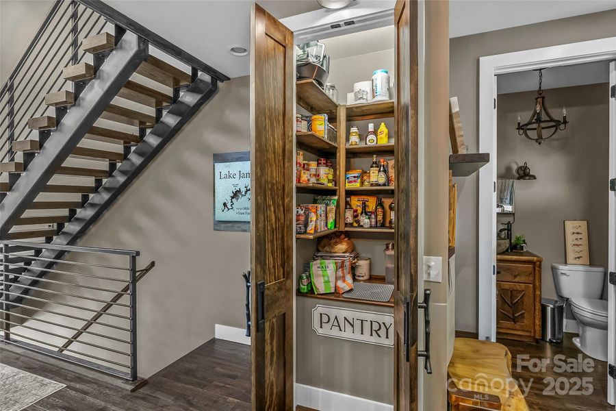 Image 43 of a home in .