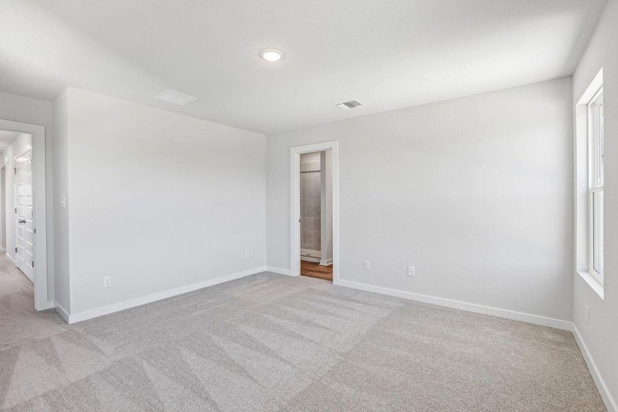 Spacious, unfurnished interior of a new home in Avery Centre, Round Rock (Image 24). Spacious, unfurnished interior of a new home in Avery Centre, Round Rock (Image 24).