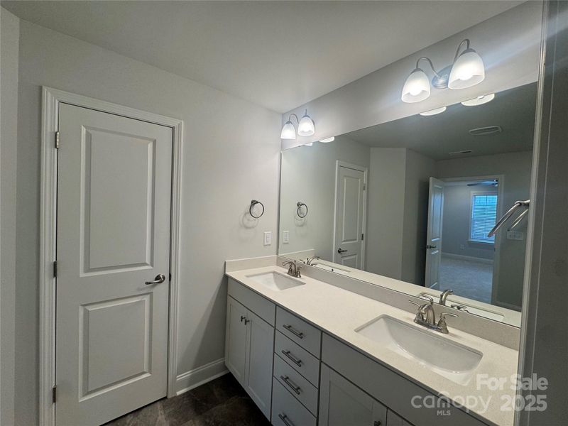 Furnished interior view inside a new home in Pine Trace, Gastonia (Image 6). Furnished interior view inside a new home in Pine Trace, Gastonia (Image 6).