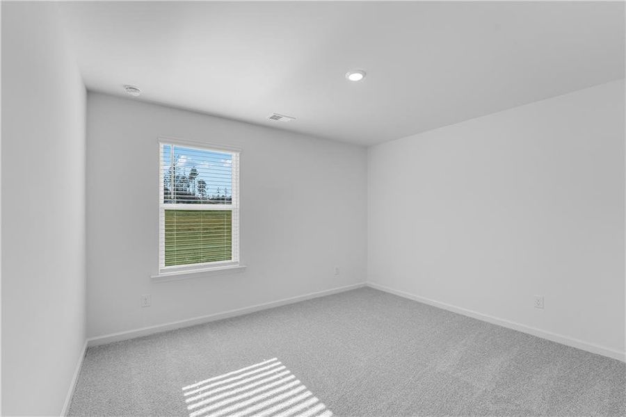 Spacious, unfurnished interior of a new home in Crossvine Village, LaGrange (Image 11).