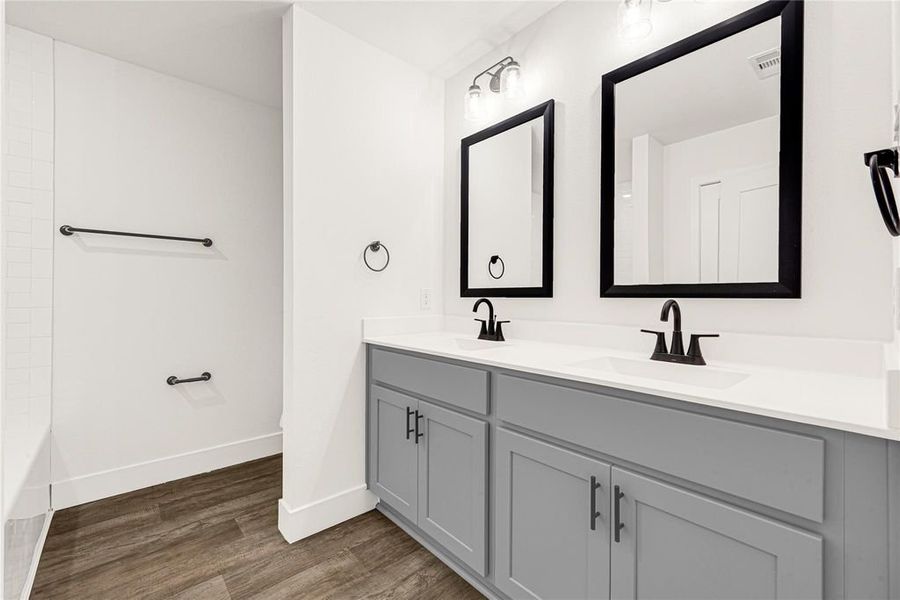 Furnished interior view inside a new home in Stonebrooke, Conroe (Image 10). Furnished interior view inside a new home in Stonebrooke, Conroe (Image 10).