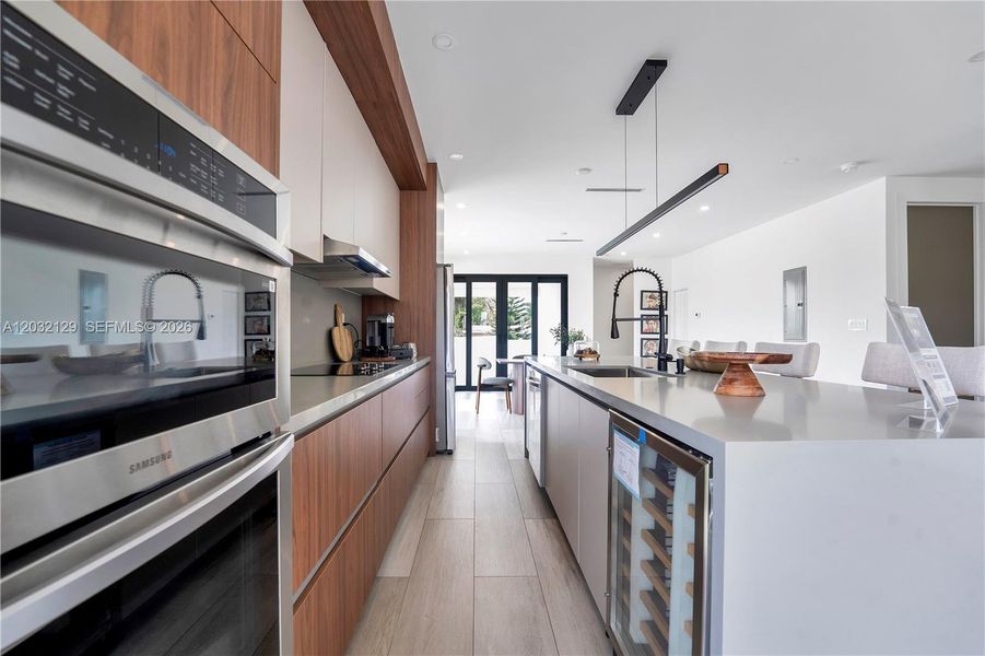 Furnished interior view inside a new home in , Hollywood (Image 8).