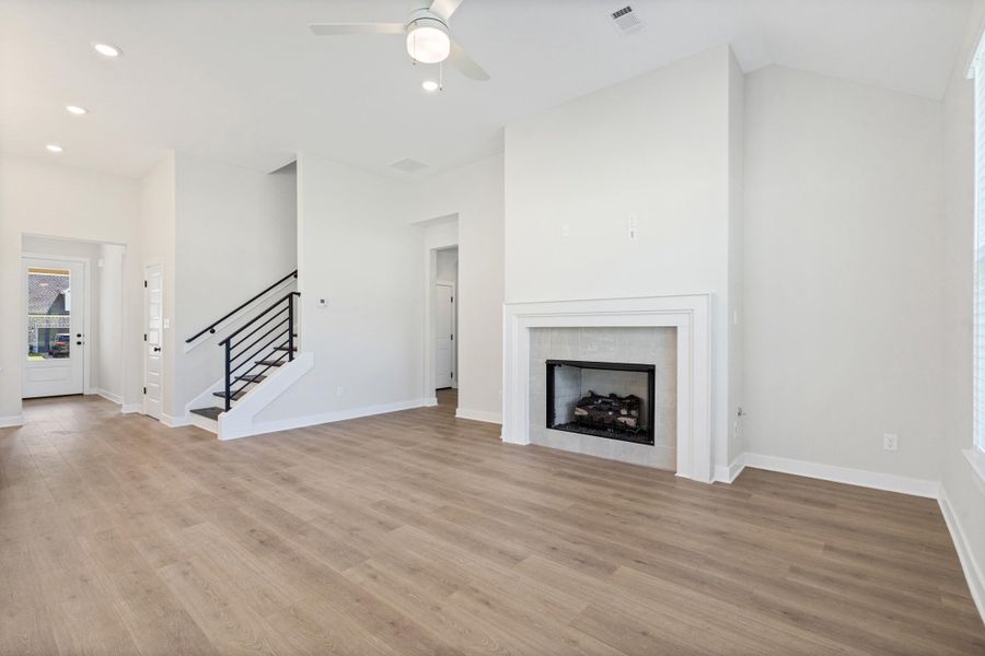 Spacious, unfurnished interior of a new home in Villages of Green Meadows, Munford (Image 14).