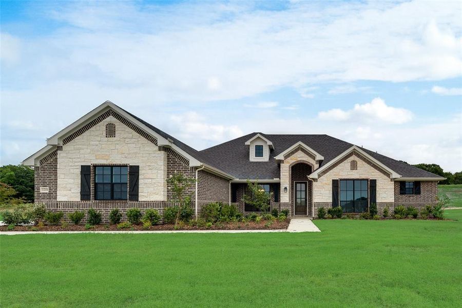 Front exterior of a new home in King Crossing Estates, Van Alstyne, TX, highlighting curb appeal (Image 13). Front exterior of a new home in King Crossing Estates, Van Alstyne, TX, highlighting curb appeal (Image 13).