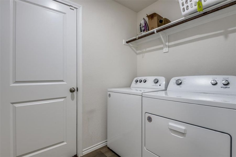 Close-up of interior finishes inside a home in Wildcat Ranch, Crandall (Image 20).