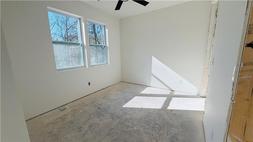 Image 53 of a home in .