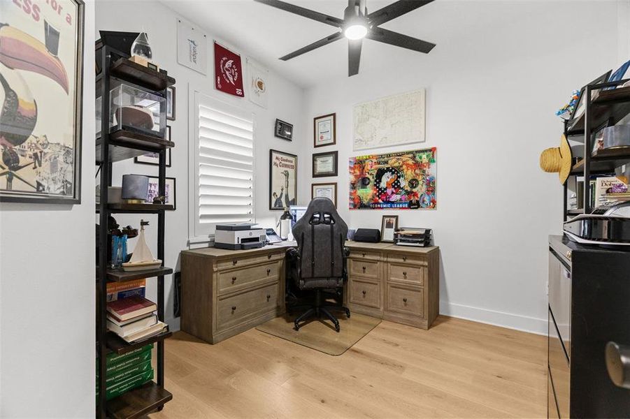 Furnished interior view inside a new home in , Tampa (Image 65).