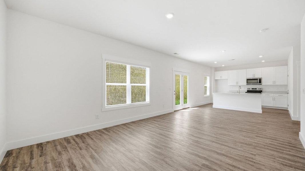 Spacious, unfurnished interior of a new home in The Hideaway at Fox Meadows, Bluff City (Image 10).