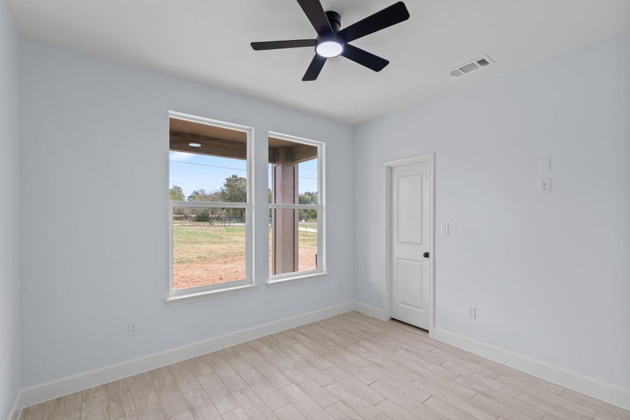 Spacious, unfurnished interior of a new home in , McDade (Image 22).