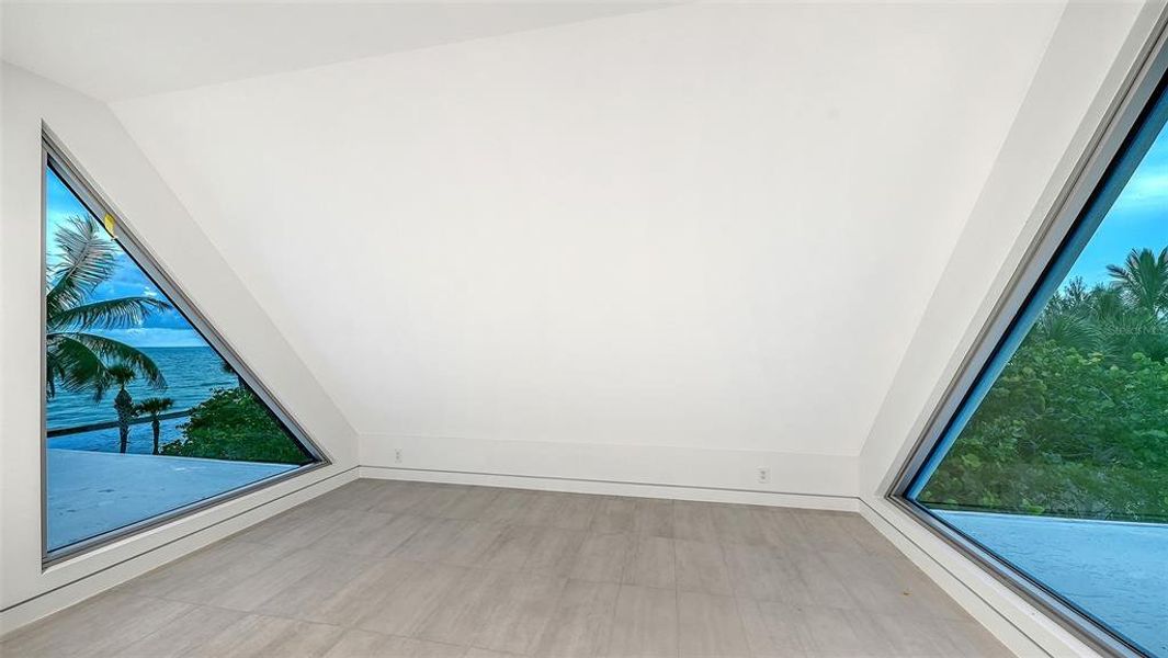 Image 55 of a home in .