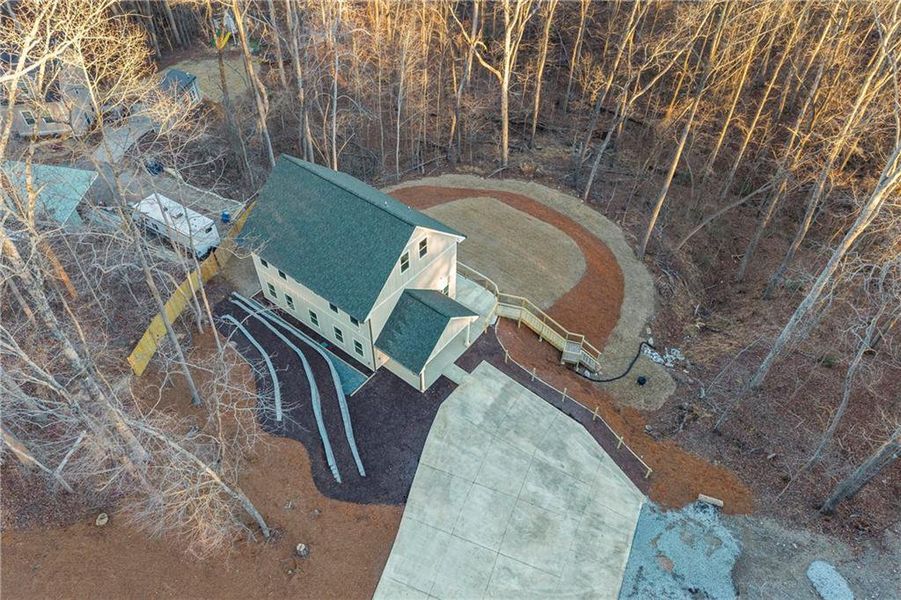 Image 82 of a home in .