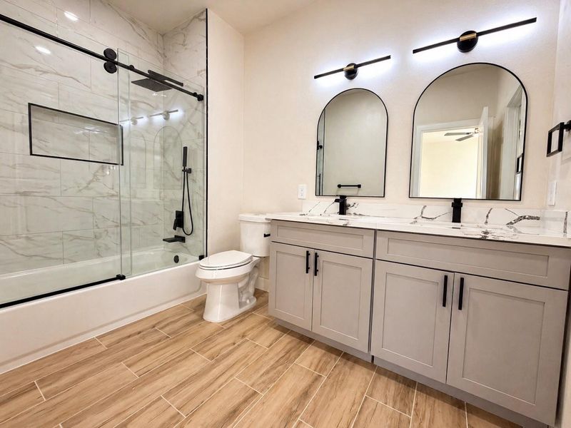 Second Primary Bedroom -Full Bathroom - 1st Floor