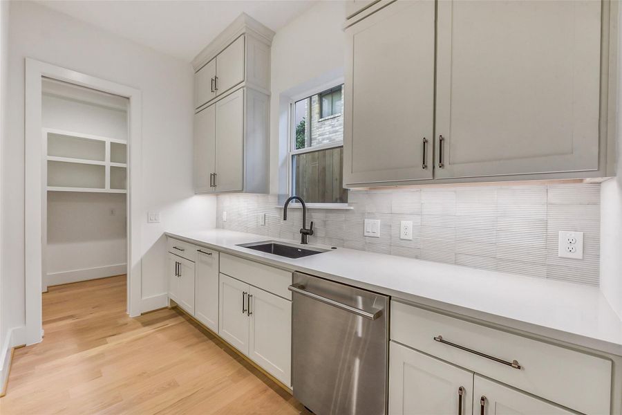 Furnished interior view inside a new home in , Houston (Image 10). Furnished interior view inside a new home in , Houston (Image 10).