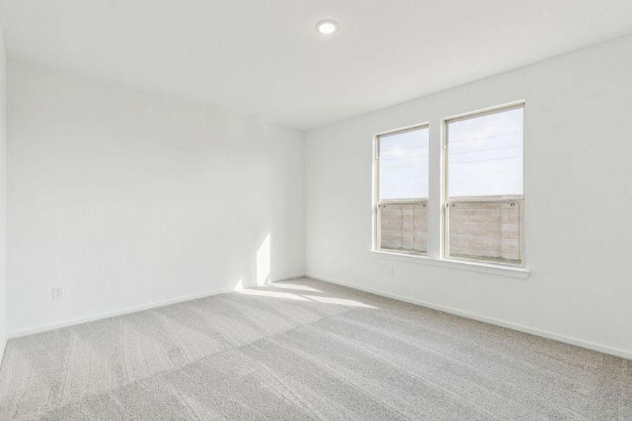 Spacious, unfurnished interior of a new home in River Ranch, Dayton (Image 17).