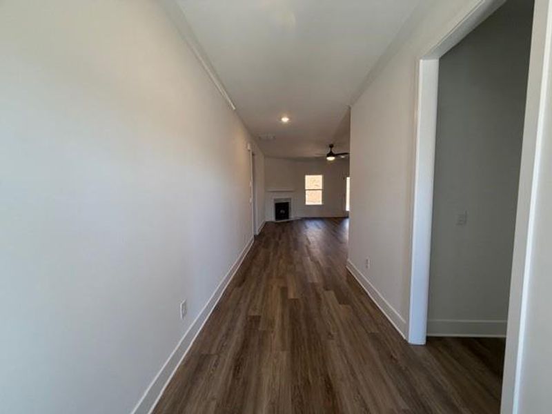 Spacious, unfurnished interior of a new home in Thunder Ridge, Dawsonville (Image 25).