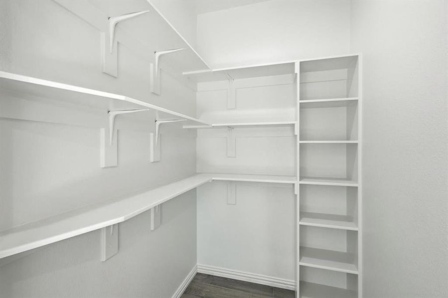 Spacious, unfurnished interior of a new home in , Bridgeport (Image 23).