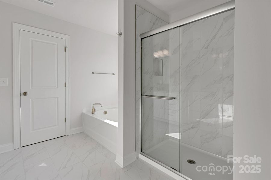 Furnished interior view inside a new home in , Lincolnton (Image 7).