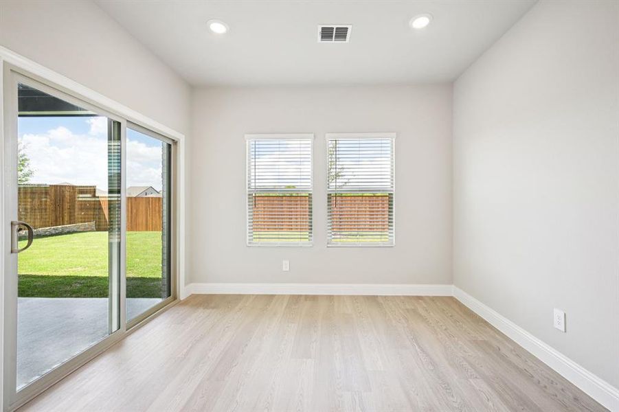 Spacious, unfurnished interior of a new home in Eastridge - Signature Series, McKinney (Image 25). Spacious, unfurnished interior of a new home in Eastridge - Signature Series, McKinney (Image 25).