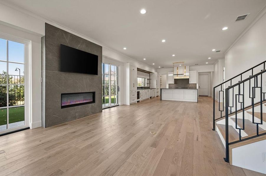 Living Area Living Area