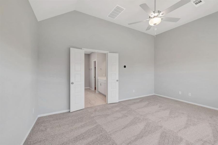 Spacious, unfurnished interior of a new home in The Preserve, Justin (Image 35).