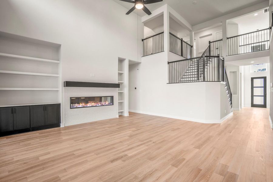 Spacious, unfurnished interior of a new home in ARTAVIA 70′ Lots, Conroe (Image 32).