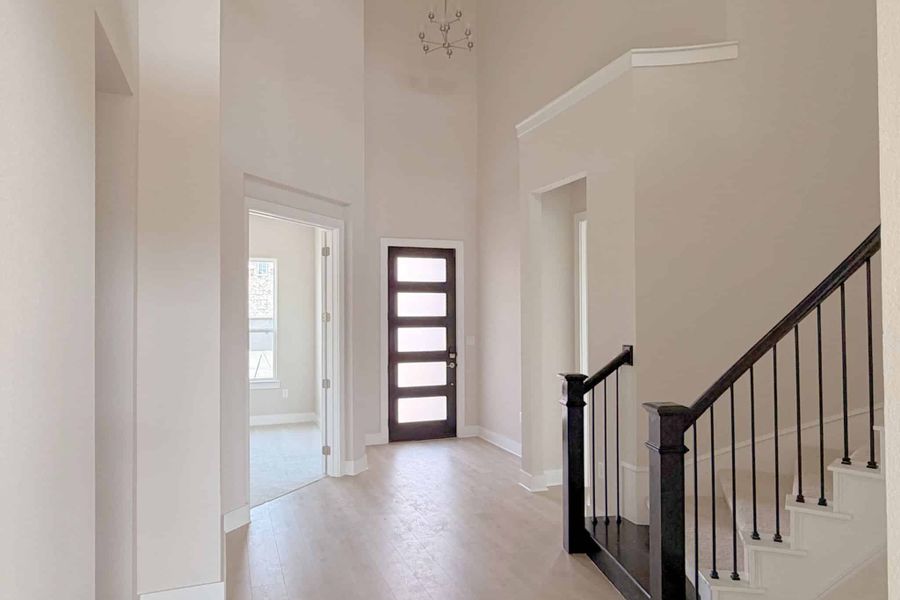 Spacious, unfurnished interior of a new home in The Grove at Blackhawk, Pflugerville (Image 10). Spacious, unfurnished interior of a new home in The Grove at Blackhawk, Pflugerville (Image 10).