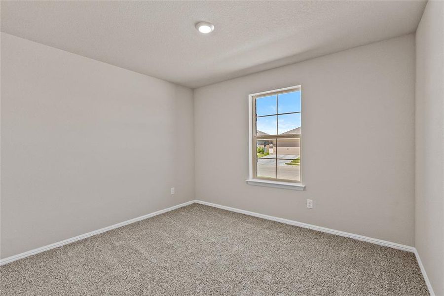 Spacious, unfurnished interior of a new home in Meadowbrook Estates, Cleburne (Image 14).