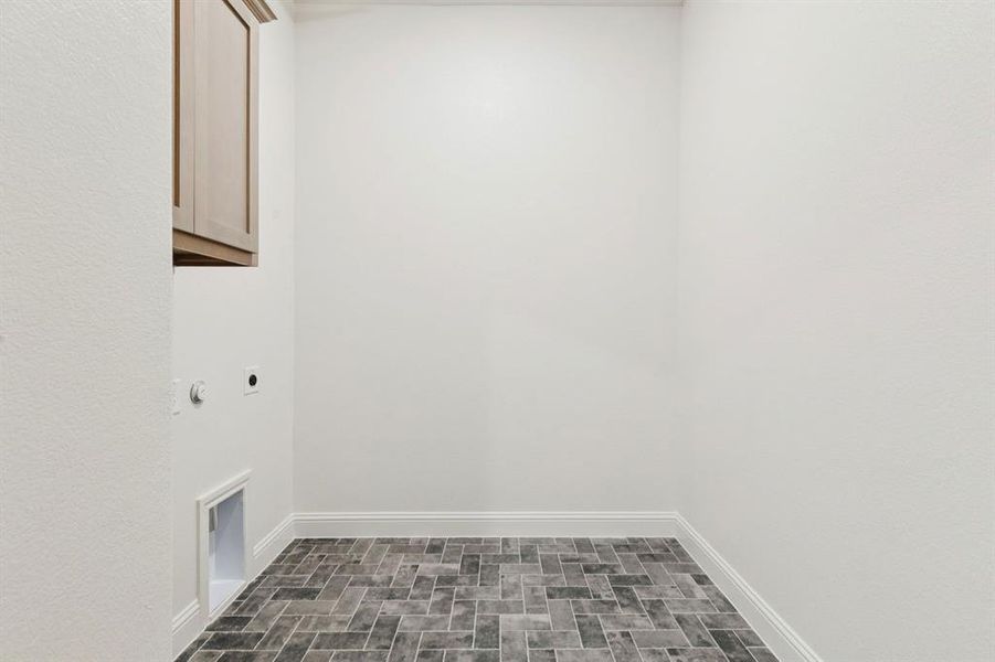 Spacious, unfurnished interior of a new home in Joshua Meadows, Joshua (Image 26).