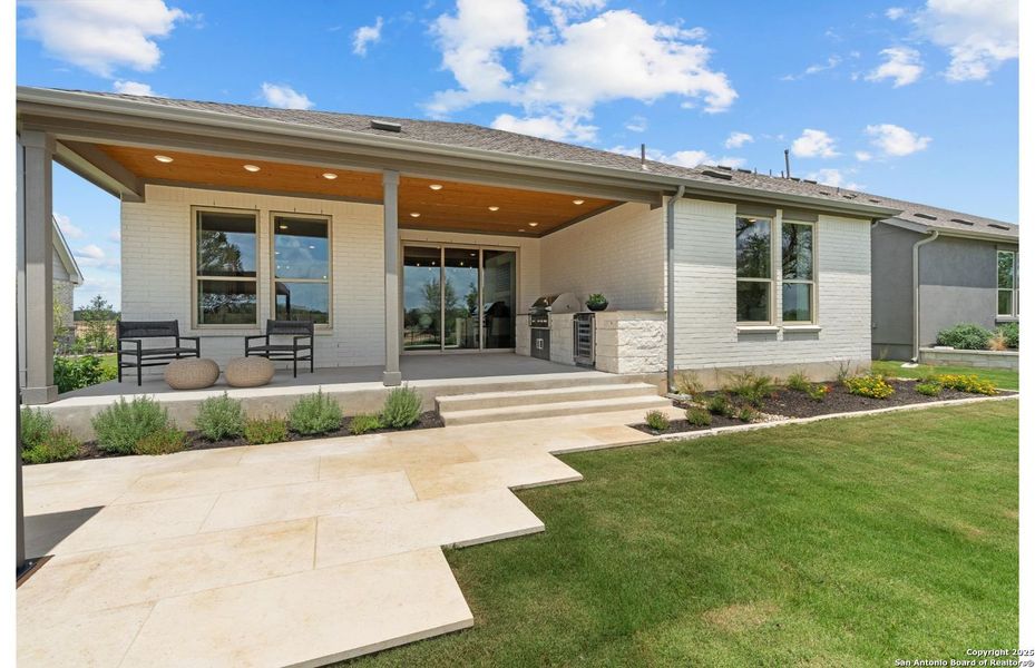 Exterior details and patio area of a home in Del Webb New Braunfels at Veramendi, New Braunfels (Image 1).