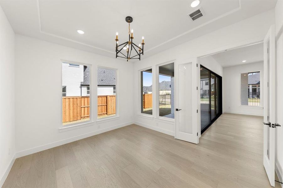 26. 200 Pearland - Study