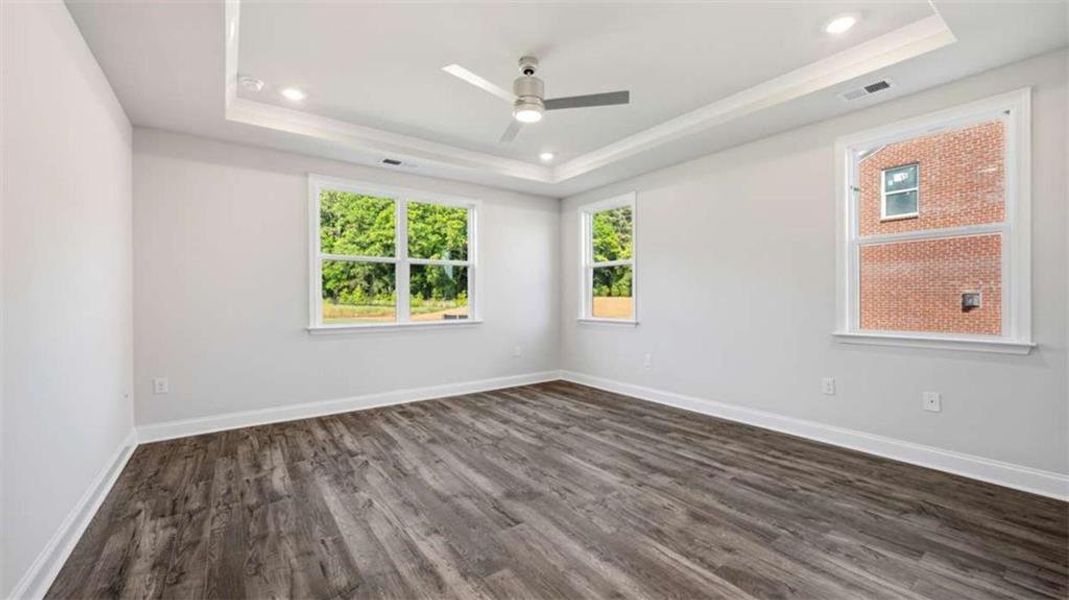 Spacious, unfurnished interior of a new home in Heritage Pointe, Senoia (Image 25).