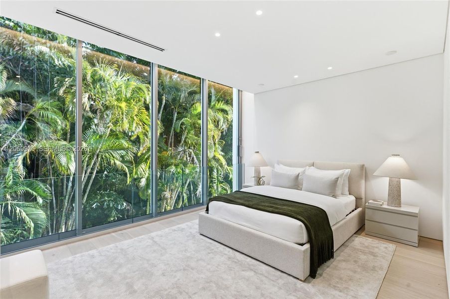 Furnished interior view inside a new home in , Miami (Image 45).