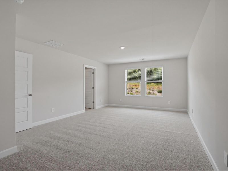 Spacious, unfurnished interior of a new home in Collier Ridge, Moore (Image 17).