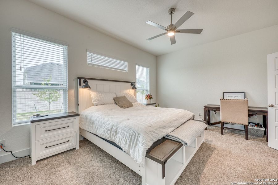 Furnished interior view inside a new home in Hunters Ranch, San Antonio (Image 41). Furnished interior view inside a new home in Hunters Ranch, San Antonio (Image 41).