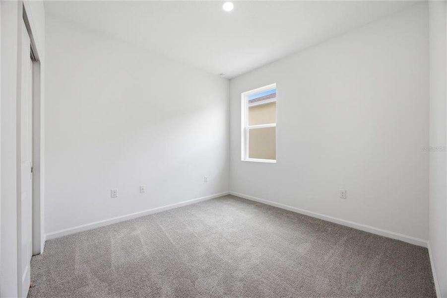 Spacious, unfurnished interior of a new home in , Okahumpka (Image 14).