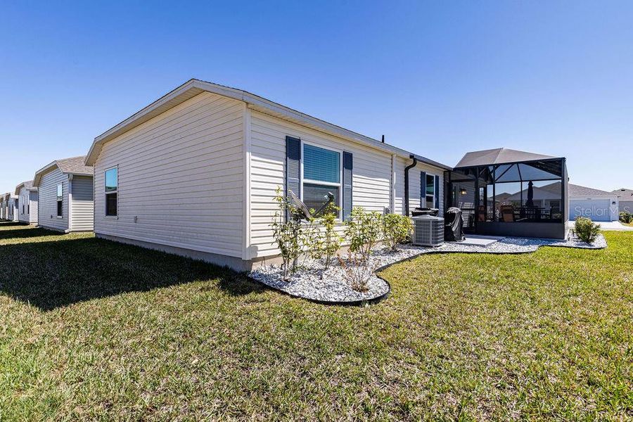 Exterior details and patio area of a home in , The Villages (Image 30).