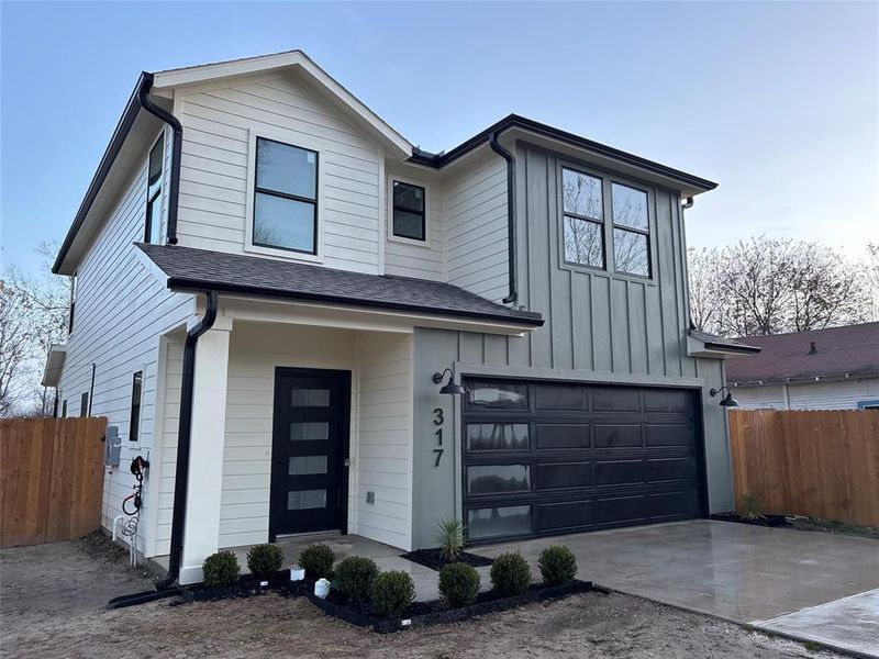 Front exterior of a new home in , Corsicana, TX, highlighting curb appeal (Image 2). Front exterior of a new home in , Corsicana, TX, highlighting curb appeal (Image 2).