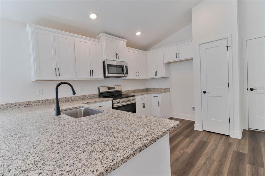 Furnished interior view inside a new home in Briarwood, Alachua (Image 9).