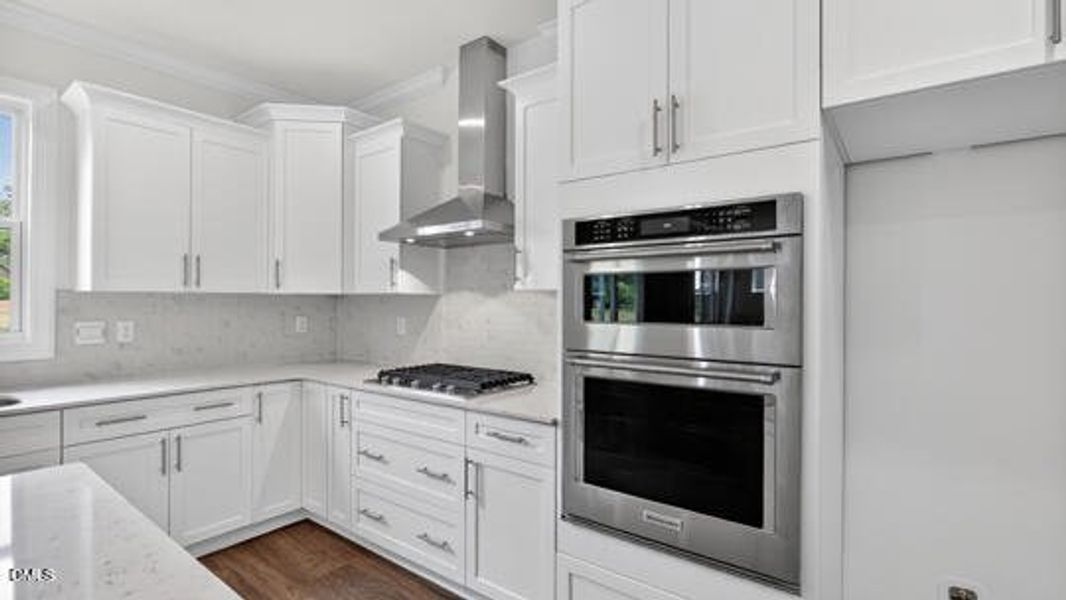 Manors at Haywood Glen_Lucas G_306_White