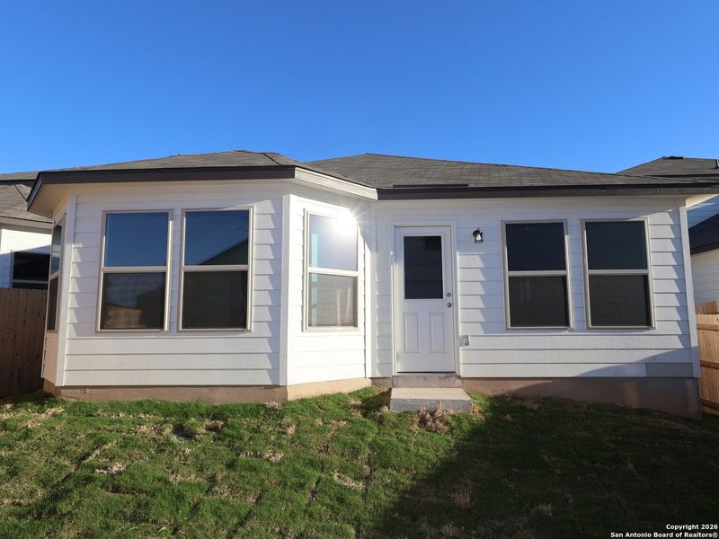 Exterior details and patio area of a home in Paloma Park, Converse (Image 18).