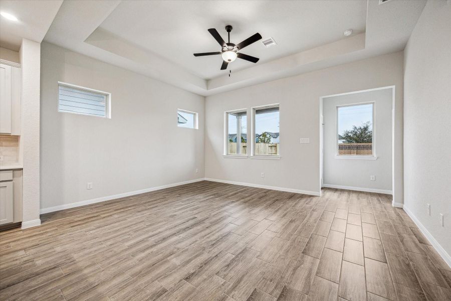 Spacious, unfurnished interior of a new home in Elyson, Katy (Image 21).
