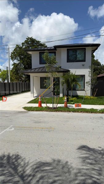 Community amenities in , Miami (Image 18).