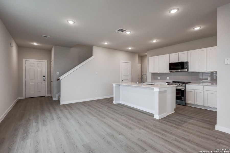 Furnished interior view inside a new home in Park Place, New Braunfels (Image 7). Furnished interior view inside a new home in Park Place, New Braunfels (Image 7).
