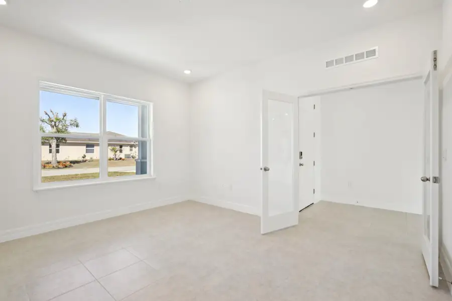 Representative unfurnished interior of a home built from the Melody by Maronda Homes in Port St. John, Cocoa (Image 24).