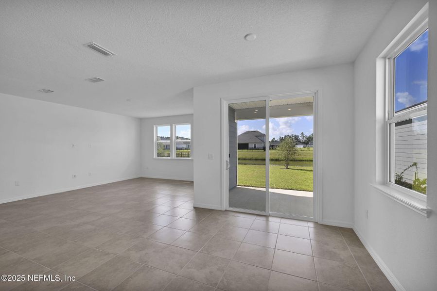 Spacious, unfurnished interior of a new home in Hyland Trail, Green Cove Springs (Image 8). Spacious, unfurnished interior of a new home in Hyland Trail, Green Cove Springs (Image 8).